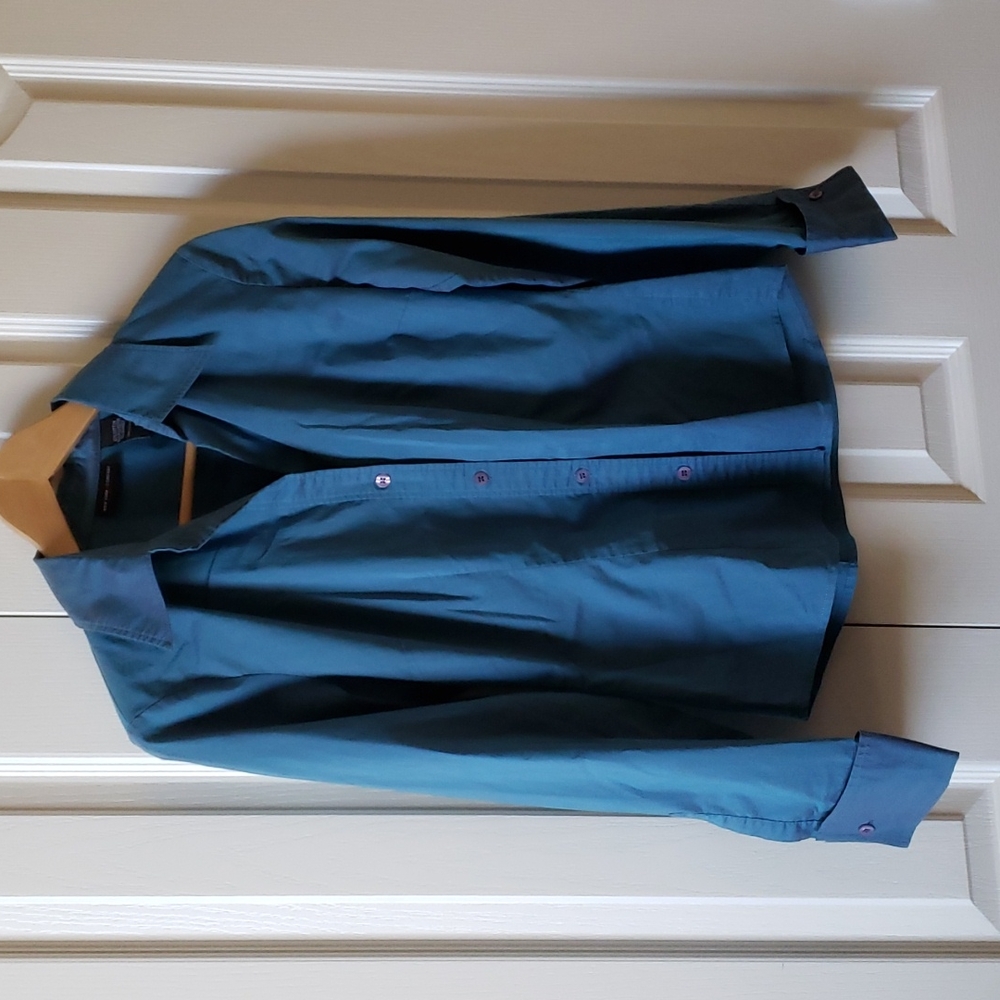 New York & Company Button Down Shirt (S)